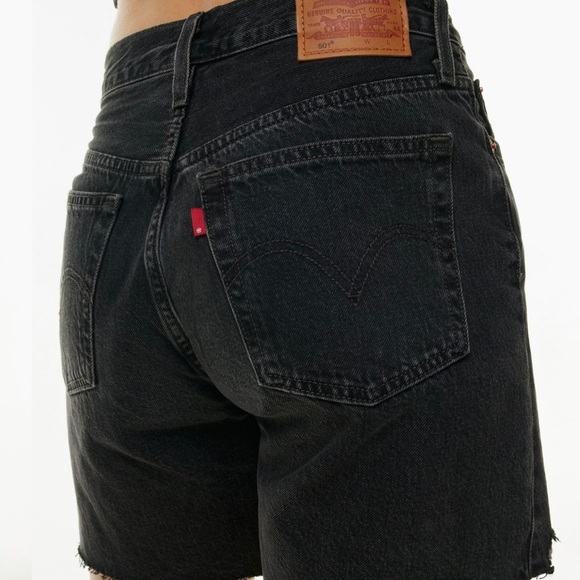 Levi’s 501 mid thigh short - Picture 2 of 6